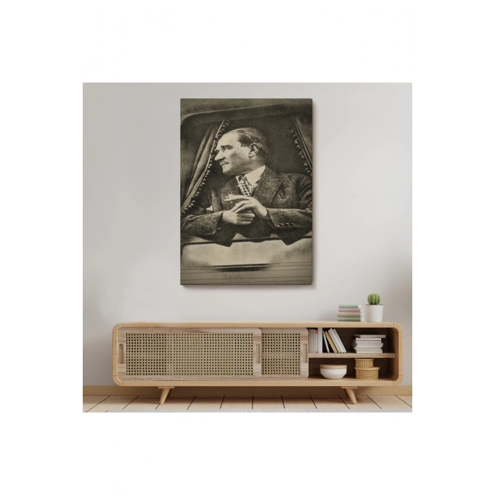 Mustafa Kemal Atatürkün Karakalem Görünümlü Portre Çizimi Dikdörtgen Dekoratif Kanvas Tablo-DE-82