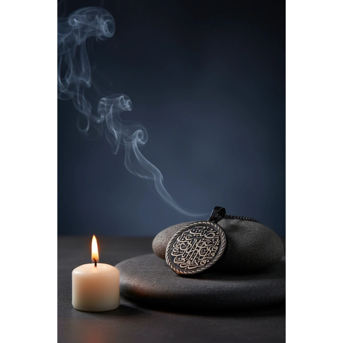 Siyah Renk İnşirah Suresi Yazılı Çelik Kolye Paslanmaz Kararmaz Zincir Manevi Takı