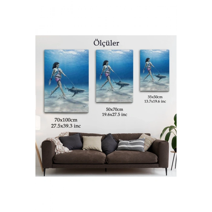 Su Altında Köpek Balığı Gezdiren Kadın Tablosu-6482