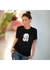 Unisex Beyaz Kediler ve Kurukafa Baskılı Gotik Siyah Basic Tshirt