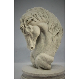 Mermer Desenli At Büstü Heykel 15cm