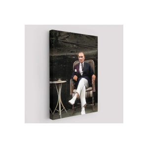 Mustafa Kemal Atatürkün Sandalyede Oturan Tablosu -6379