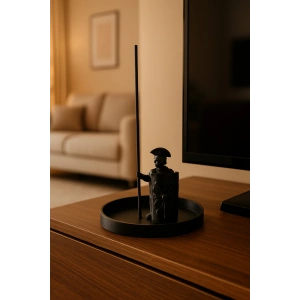 Roma Figür Tütsü Siyah