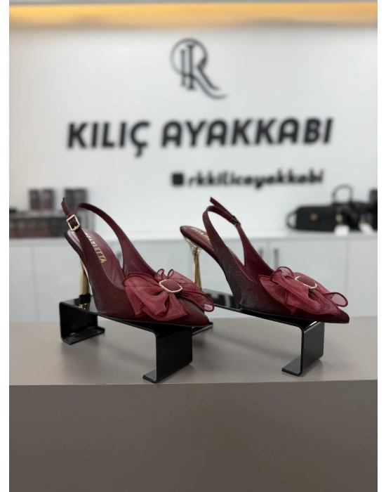 Rubia Fiyonklu Topuklu Ayakkabı
