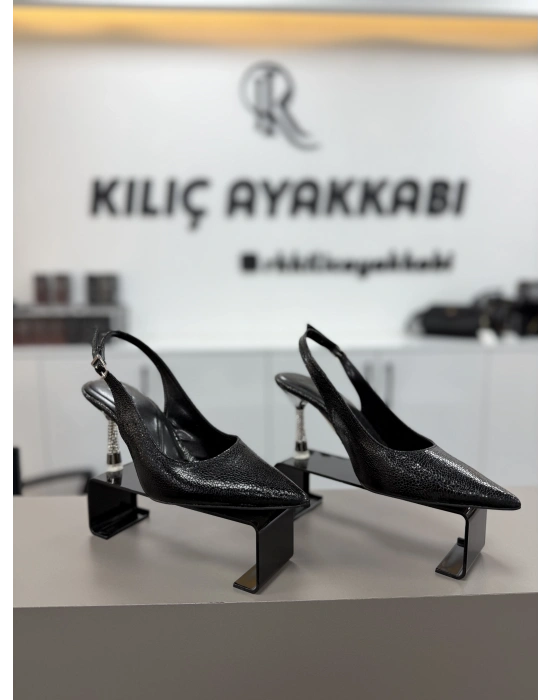 Center Parlak Topuklu Ayakkabı