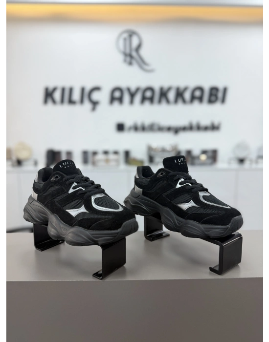 Mery Kadın Sikecars