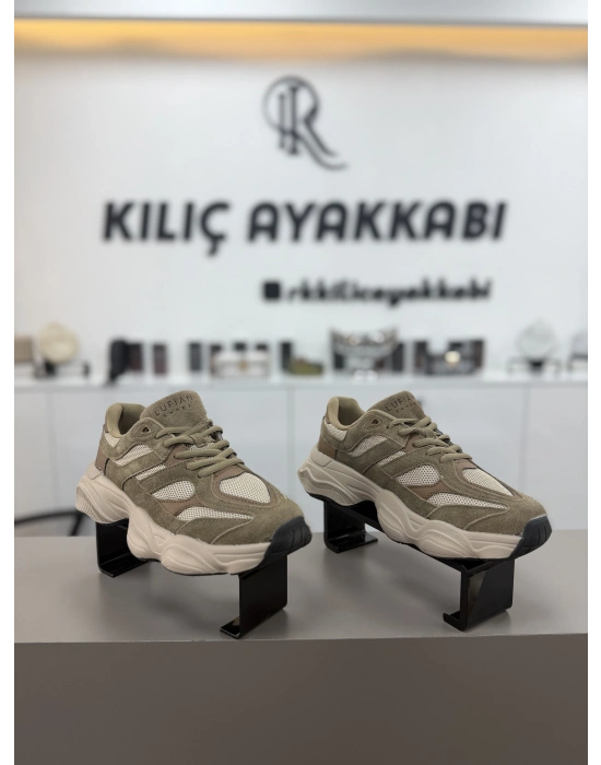 Mery Kadın Sikecars