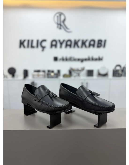 Deri Mod Püsküllü Ayakkabı