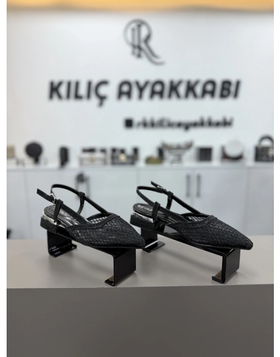 Fileli Kalın Topuk Babet