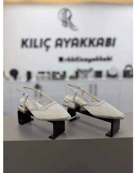 Fileli Kalın Topuk Babet