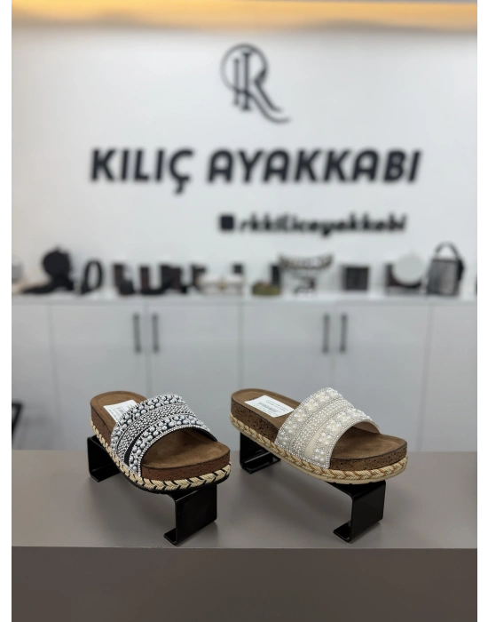 Pien Dolgu Taşlı Terlik