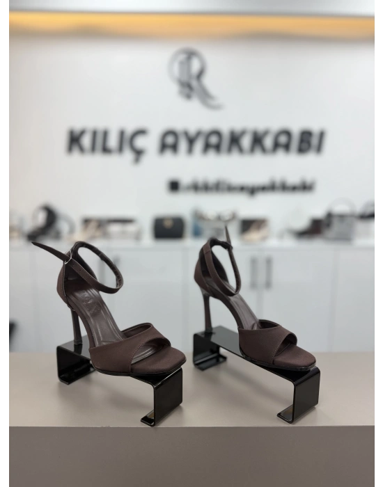 Arkası Kapalı Sade Filorin