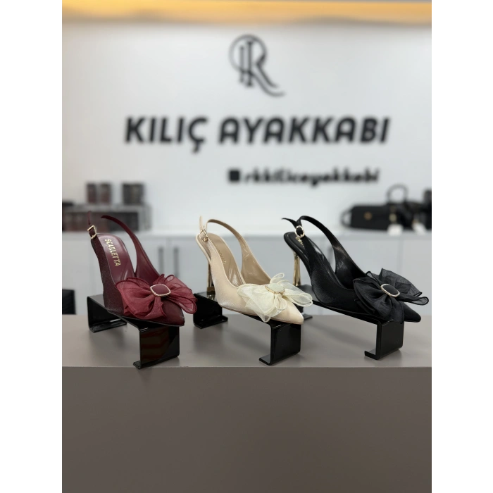 Rubia Fiyonklu Topuklu Ayakkabı