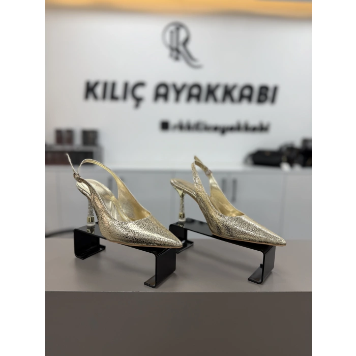 Center Parlak Topuklu Ayakkabı