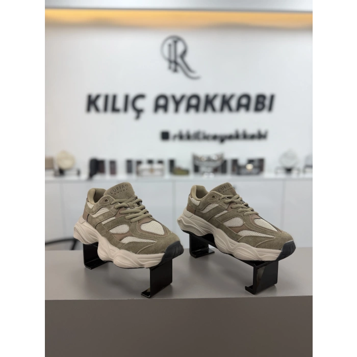 Mery Kadın Sikecars