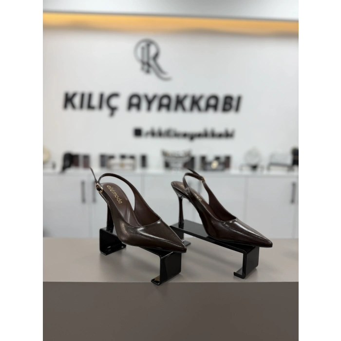 Sade Elid Moda Kahve