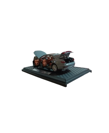1/24 AUDI A8 DİE CAST MODEL
