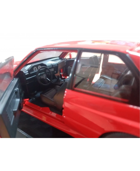 1/24 BMW M3 E30