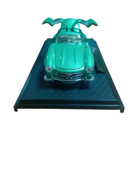 1/24 MERCEDES 300SL