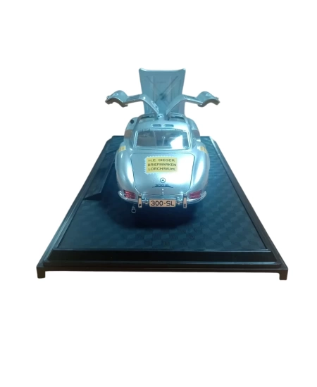 1/24 MERCEDES 300SL DECALLİ