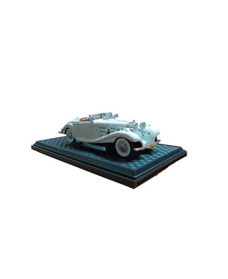 1/24 MERCEDES 500K DIE CAST MODEL