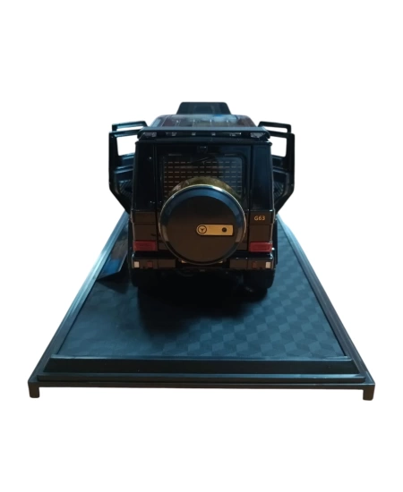 1/24 MERCEDES G-CLASS