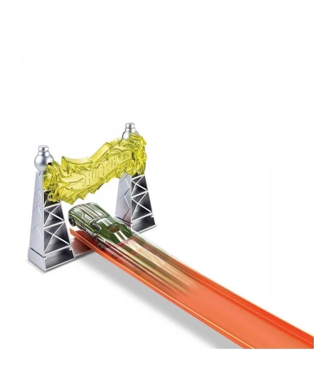 HOT WHEELS AKROBASİ ATLAYIŞ SETİ