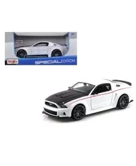 MAISTO 1/24 2014 FORD MUSTANG STREET RACER