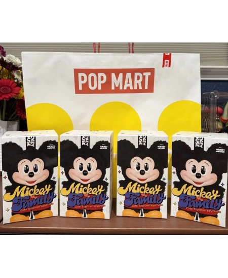 MICKEY MOUSE KEYCHAIN