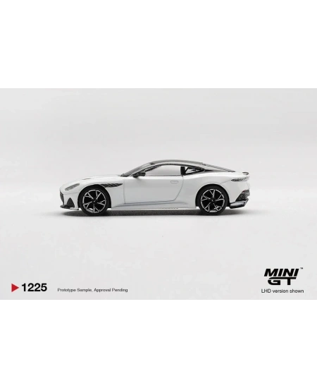 MİNİ GT 1/64 ASTON MARTİN DBS STRATUS WHİTE