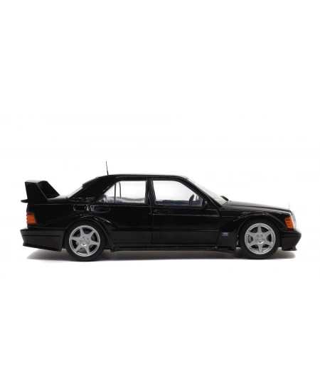 SOLİDO 1/18 MERCEDES 190 EVO II - BLACK - 1990