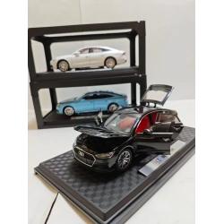 1/24 AUDI A7 SESLİ IŞIKLI METAL ARABA
