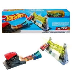 HOT WHEELS AKROBASİ ATLAYIŞ SETİ