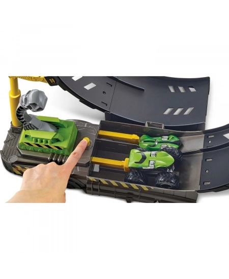 HOT WHEELS MONSTER TRUCKS ÇEMBERDE YARIŞ SETİ DHL