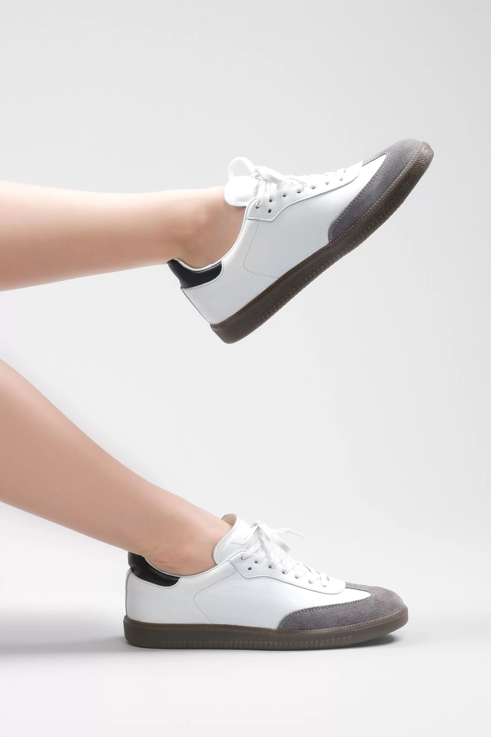 KADIN BEYAZ KAUÇUK TABAN DERİ SNEAKER