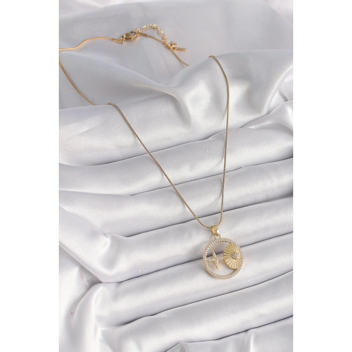 316L Çelik Gold Renk Zincir Zirkon Taşlı Yıldız İşleme Madalyon Model Kadın Kolye