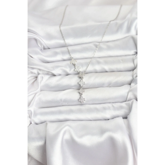 316L Çelik Zincir Gümüş Renk Yonca Model Kadın Kolye