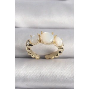 Pirinç Gold Renk Zirkon Taş Detaylı Beyaz Sedefli VIP Seri Kadın Yüzük