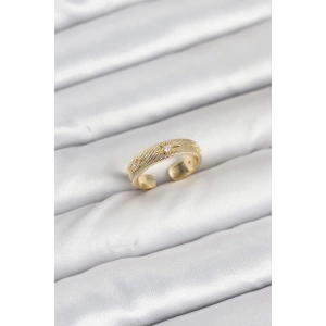 Pirinç Gold Renk Zirkon Taşlı Kutup Yıldızı Model Kadın Yüzük