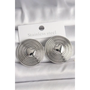 Pirinç Gümüş Renk Kalp İşlemeli Daire Plaka Model Kadın Küpe