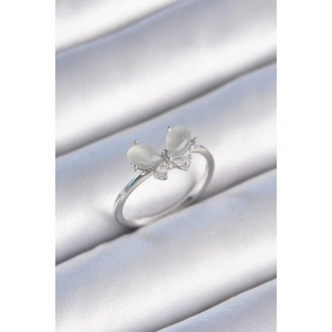 Pirinç Gümüş Renk Zirkon Taşlı Beyaz Mineli Kelebek Model Kadın Yüzük