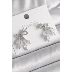 Pirinç Gümüş Renk Zirkon Taşlı Düğüm Model Damla Zirkon Taşlı Kadın Küpe