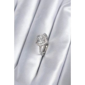 Pirinç Gümüş Renk Zirkon Taşlı Kalp Charm Model Kadın Yüzük