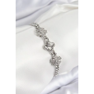 Pirinç Zirkon Taşlı Yonca Model Gümüş Renk Kadın Bileklik