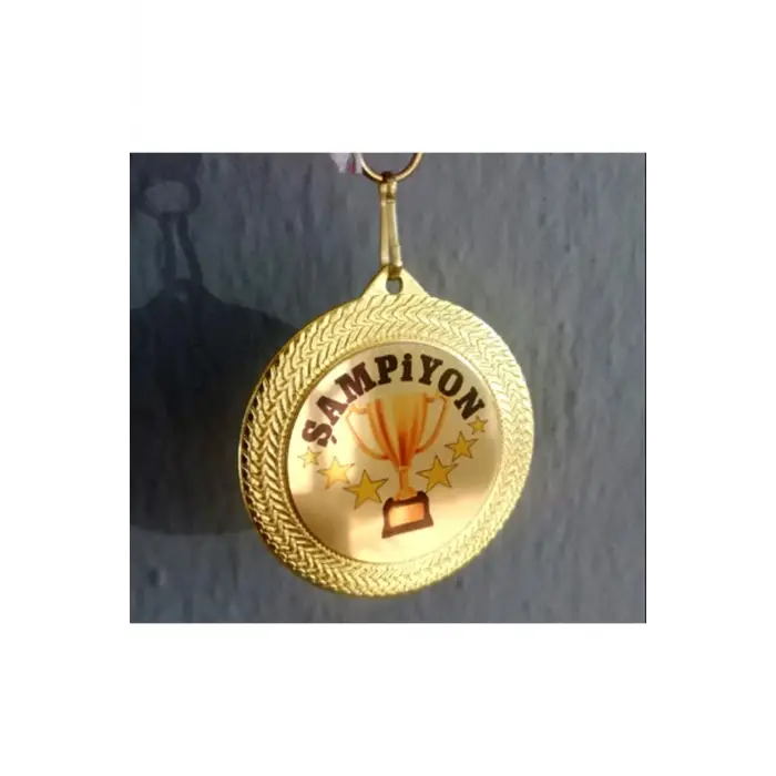 1 Adet Şampiyon Madalyası
