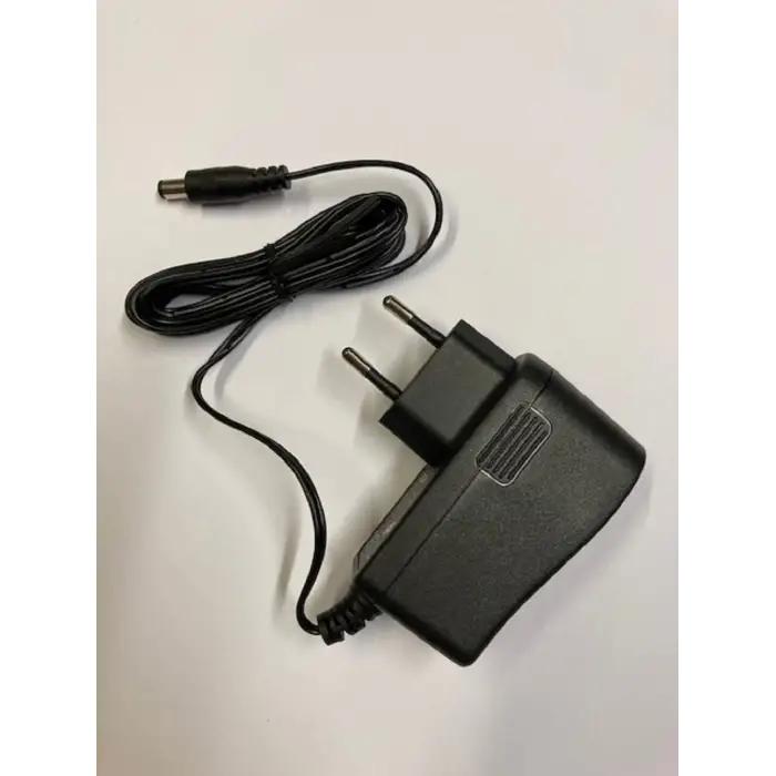 12V 1A Adaptör Priz Tipi Şarj Adaptörü