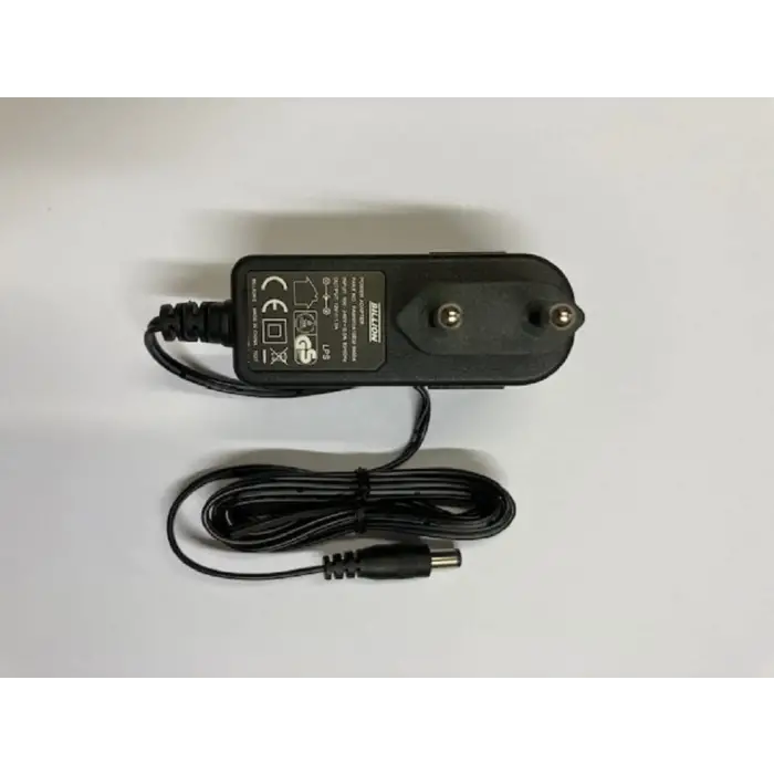 12V 1A priz tipi şarj adaptörü