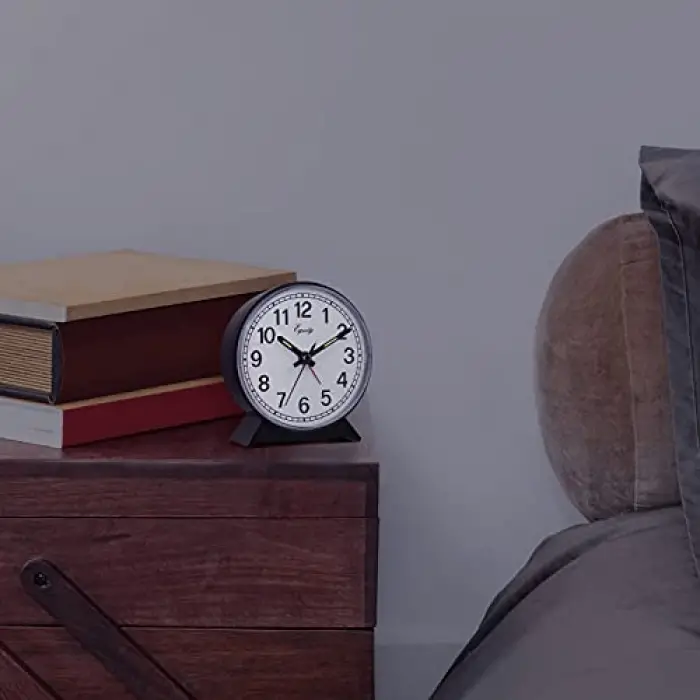 14075 Siyah Analog Kurmalı Alarm Saati