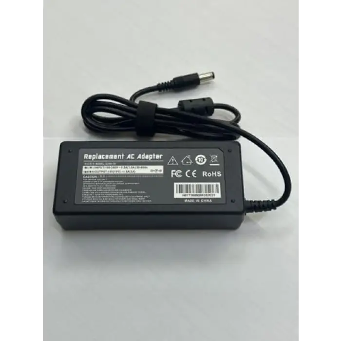 15 volt 3 amper standart uçlu adaptör 5.5 mm 2.5 mm