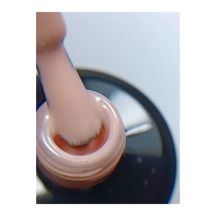239 Numaralı Kalıcı Oje